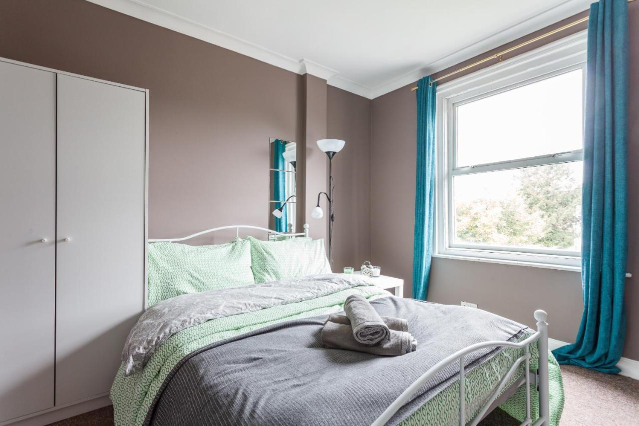 Shirley House 1, Guest House, Self Catering, Self Check In With Smart Locks, Use Of Fully Equipped Kitchen, Walking Distance To Southampton Central, Excellent Transport Links, Ideal For Longer Stays ภายนอก รูปภาพ