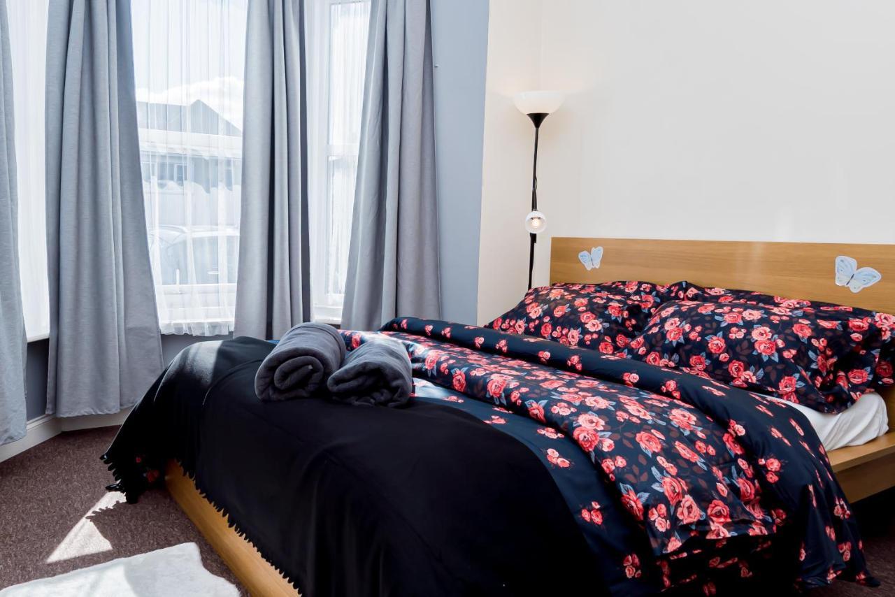 Shirley House 1, Guest House, Self Catering, Self Check In With Smart Locks, Use Of Fully Equipped Kitchen, Walking Distance To Southampton Central, Excellent Transport Links, Ideal For Longer Stays ภายนอก รูปภาพ