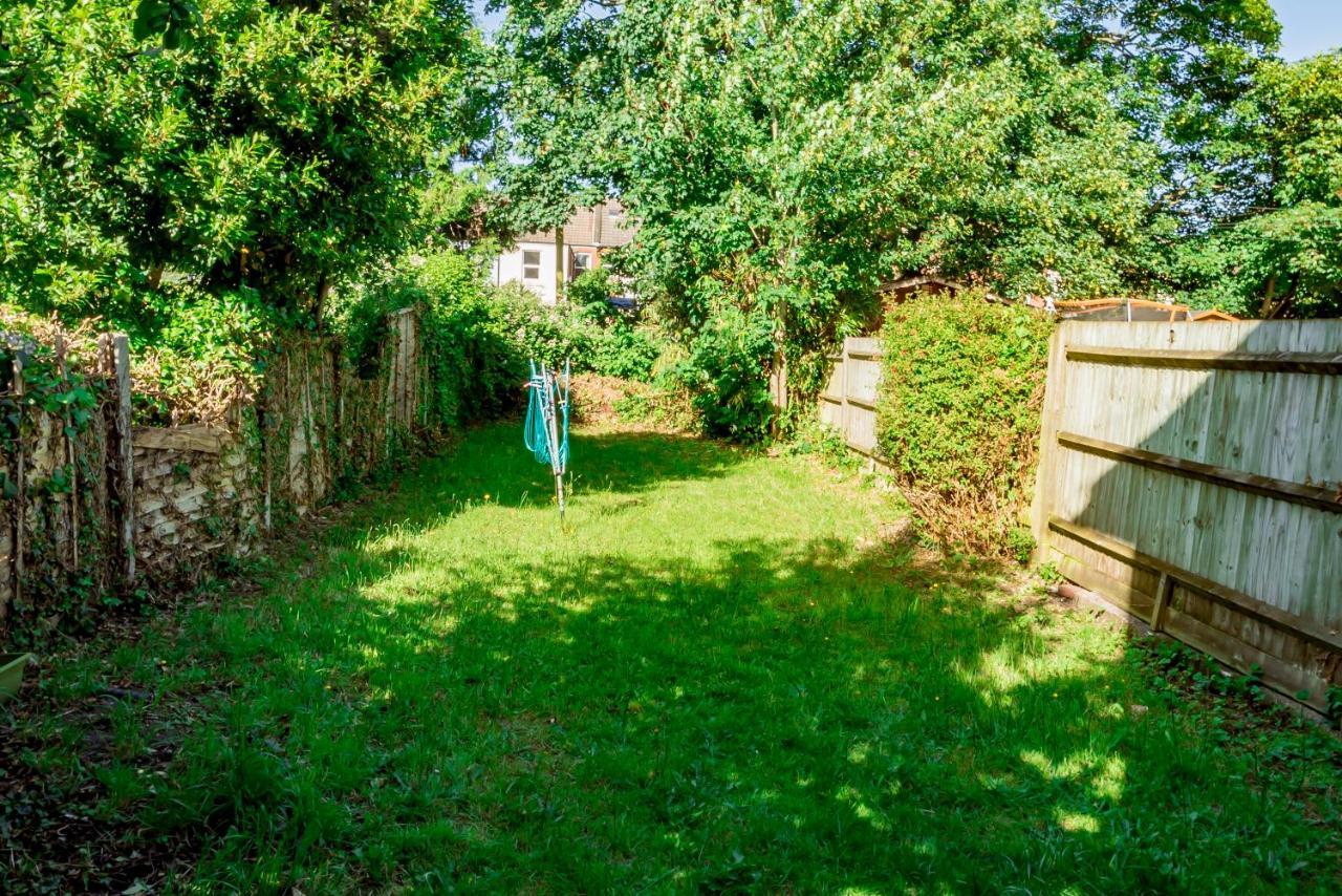 Shirley House 1, Guest House, Self Catering, Self Check In With Smart Locks, Use Of Fully Equipped Kitchen, Walking Distance To Southampton Central, Excellent Transport Links, Ideal For Longer Stays ภายนอก รูปภาพ