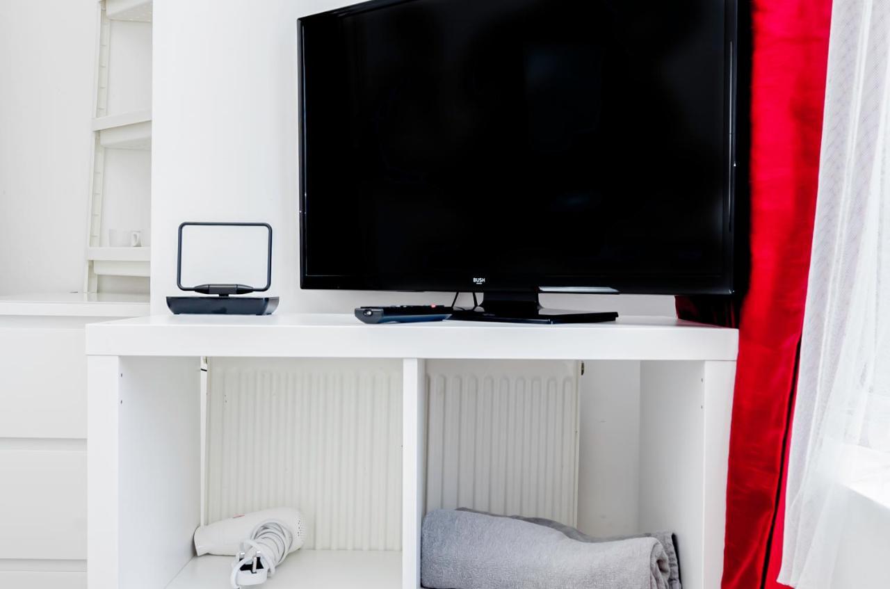 Shirley House 1, Guest House, Self Catering, Self Check In With Smart Locks, Use Of Fully Equipped Kitchen, Walking Distance To Southampton Central, Excellent Transport Links, Ideal For Longer Stays ภายนอก รูปภาพ